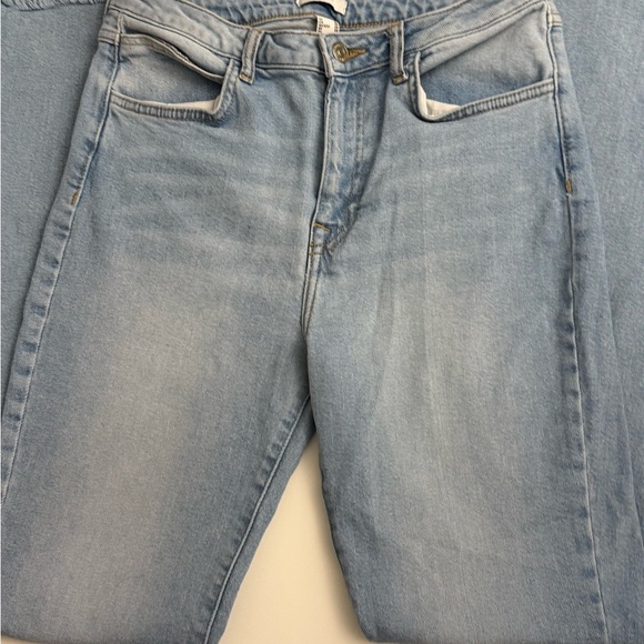 Forever 21 Light Blue Frayed Hem Flare Jeans Size 28 - Picture 4 of 6